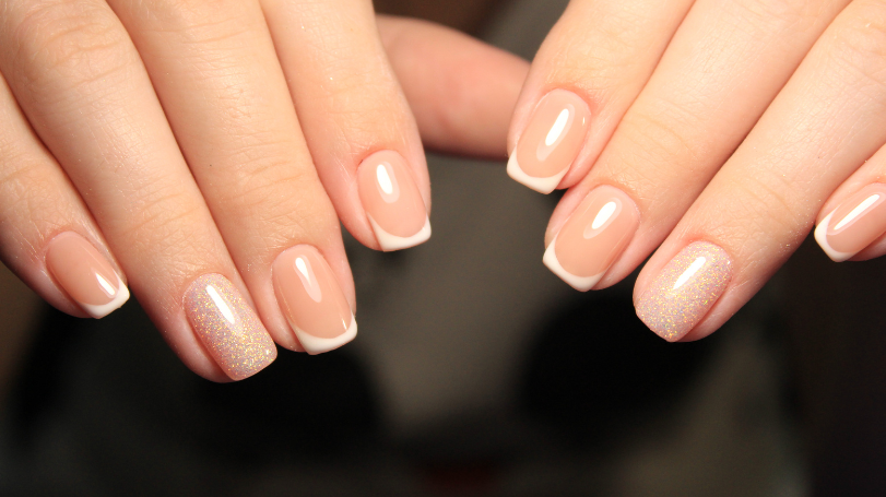 Technique Durée de pose Tenue Effet naturel Retrait facile